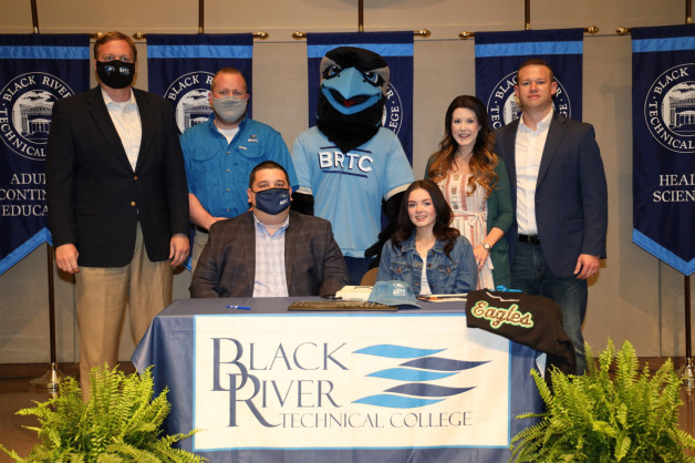 Kailey Jett Signs with BRTC